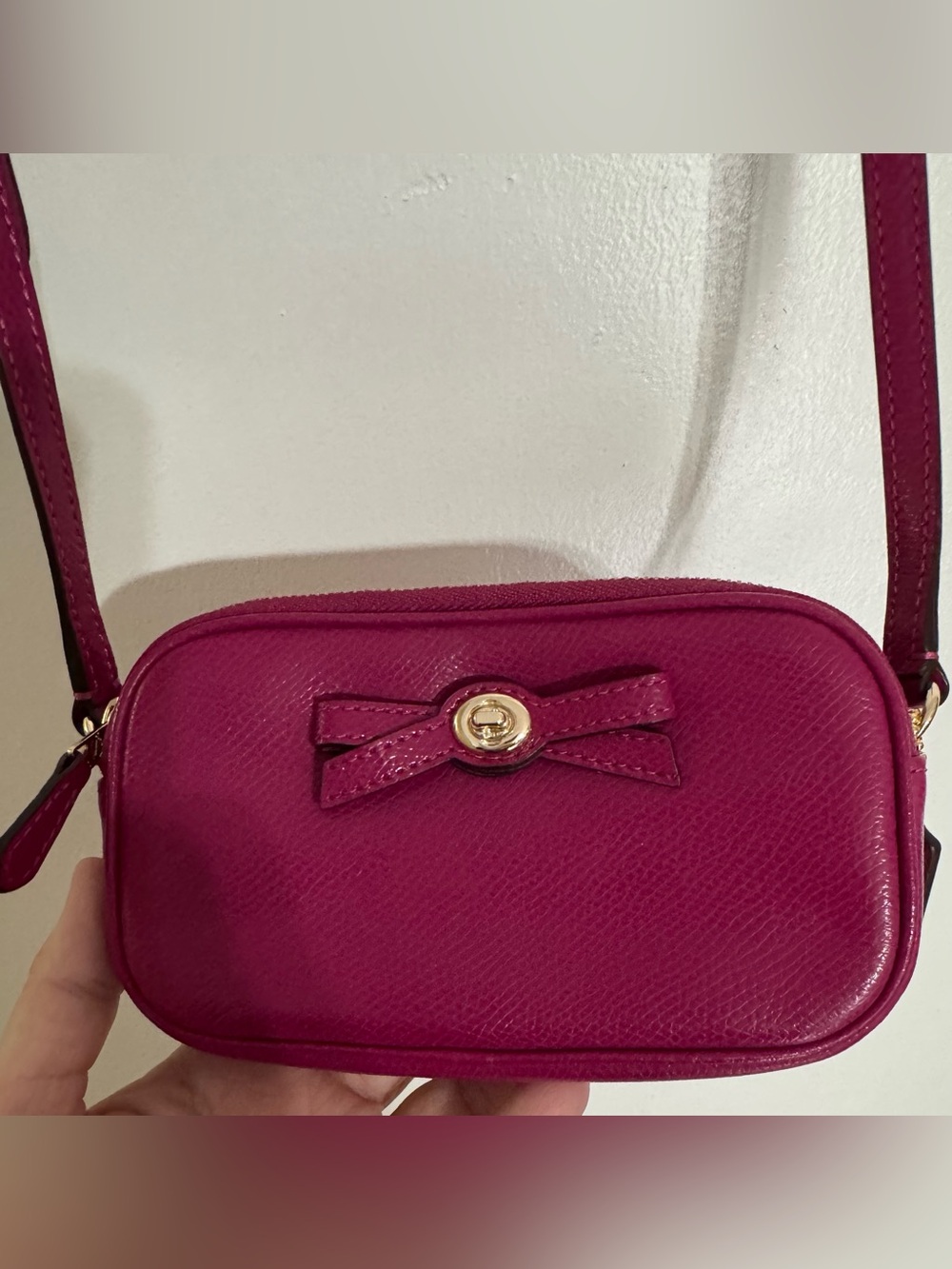 Coach Turnlock Bow Fuchsia Leather Crossbody Bag